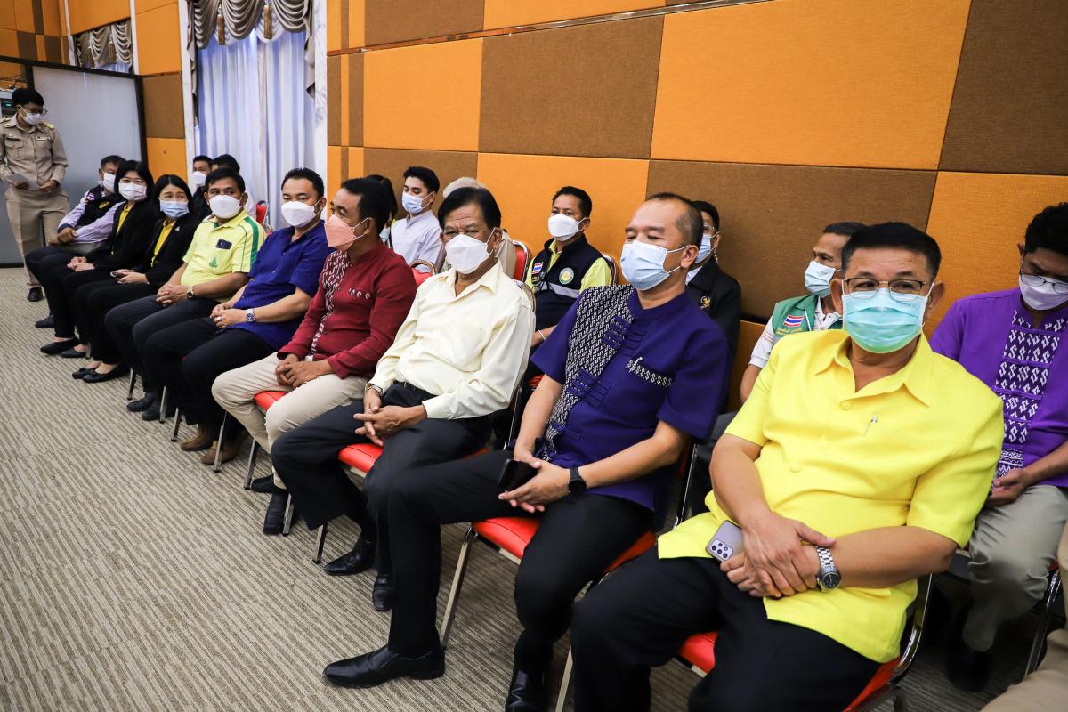 นายกองค์การบริหารส่วนจังหวัดตาก เป็นประธานในพิธีเปิดโครงการอบรมและส่งเสริมกิจกรรมอาสาสมัครท้องถิ่นรักษ์โลก ประจำปีงบประมาณ พ.ศ.2565