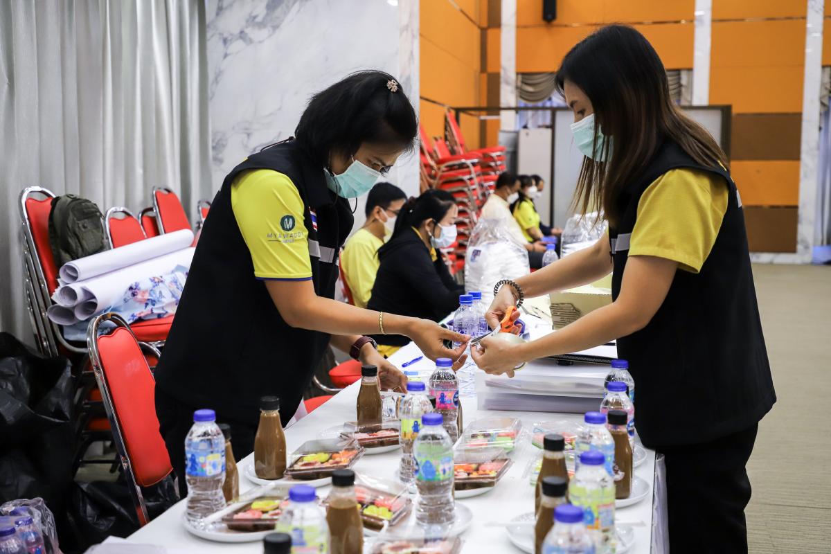 นายกองค์การบริหารส่วนจังหวัดตาก เป็นประธานในพิธีเปิดโครงการอบรมและส่งเสริมกิจกรรมอาสาสมัครท้องถิ่นรักษ์โลก ประจำปีงบประมาณ พ.ศ.2565