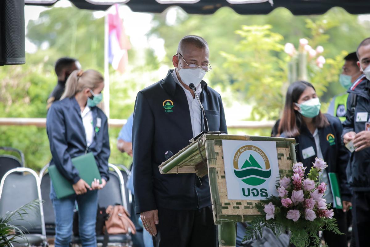 ายกองค์การบริหารส่วนจังหวัดตาก พร้อมด้วย ว่าที่ ดร.ฑีฆะพล ทวีเกื้อกูลกิจ รองนายกองค์การบริหารส่วนจังหวัดตาก ร่วมต้อนรับ พลเอกประวิตร วงษ์สุวรรณ รองนายกรัฐมนตรี และคณะ 