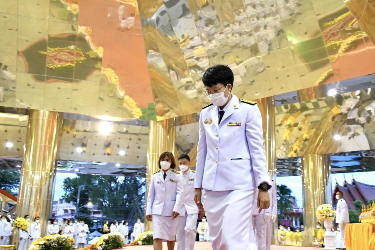 เลขานุการนายกองค์การบริหารส่วนจังหวัดตาก ร่วมพิธีถวายเครื่องราชสักการะและวางพานพุ่ม และพิธีจุดเทียนถวายพระพรชัยมงคล เนื่องในโอกาสวันเฉลิมพระชนมพรรษา 28 กรกฎาคม 2566 