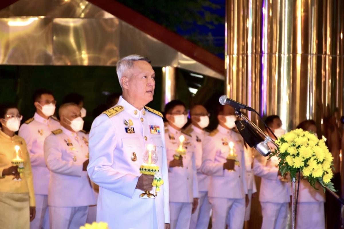 เลขานุการนายกองค์การบริหารส่วนจังหวัดตาก ร่วมพิธีถวายเครื่องราชสักการะและวางพานพุ่ม และพิธีจุดเทียนถวายพระพรชัยมงคล เนื่องในโอกาสวันเฉลิมพระชนมพรรษา 28 กรกฎาคม 2566 
