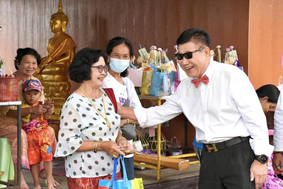 นายกองค์การบริหารส่วนจังหวัดตาก ร่วมงานประเพณีตานก๋วยสลาก ณ วัดเชตวันคีรี