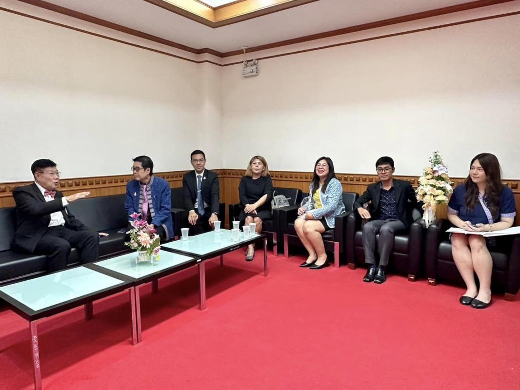 นายสุทัศน์ ศรีดาเดช ผู้อำนวยการสำนักงานเขตพื้นที่การศึกษา มัธยมศึกษาตาก พร้อมคณะ เข้าพบนายณัฐวุฒิ ทวีเกื้อกูลกิจ นายกองค์การบริหารส่วนจังหวัดตาก