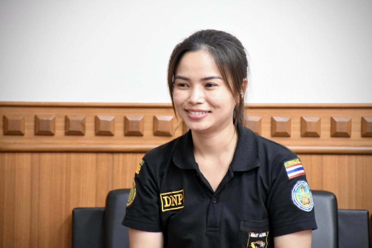 นางสาวณัตฑิตา พรมจวง หัวหน้าอุทยานแห่งชาติดอยสอยมาลัย-ไม้กลายเป็นหิน พร้อมด้วยเจ้าหน้าที่ เข้าพบ นายณัฐวุฒิ ทวีเกื้อกูลกิจ นายกองค์การบริหารส่วนจังหวัดตาก
