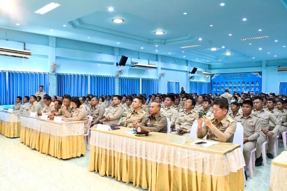 อบจ.ตาก เข้าร่วมการประชุมการนำนโยบายของรัฐบาลและกระทรวงมหาดไทยสู่การปฏิบัติงานในพื้นที่ อ.ท่าสองยาง และ อ.แม่ระมาด จ.ตาก