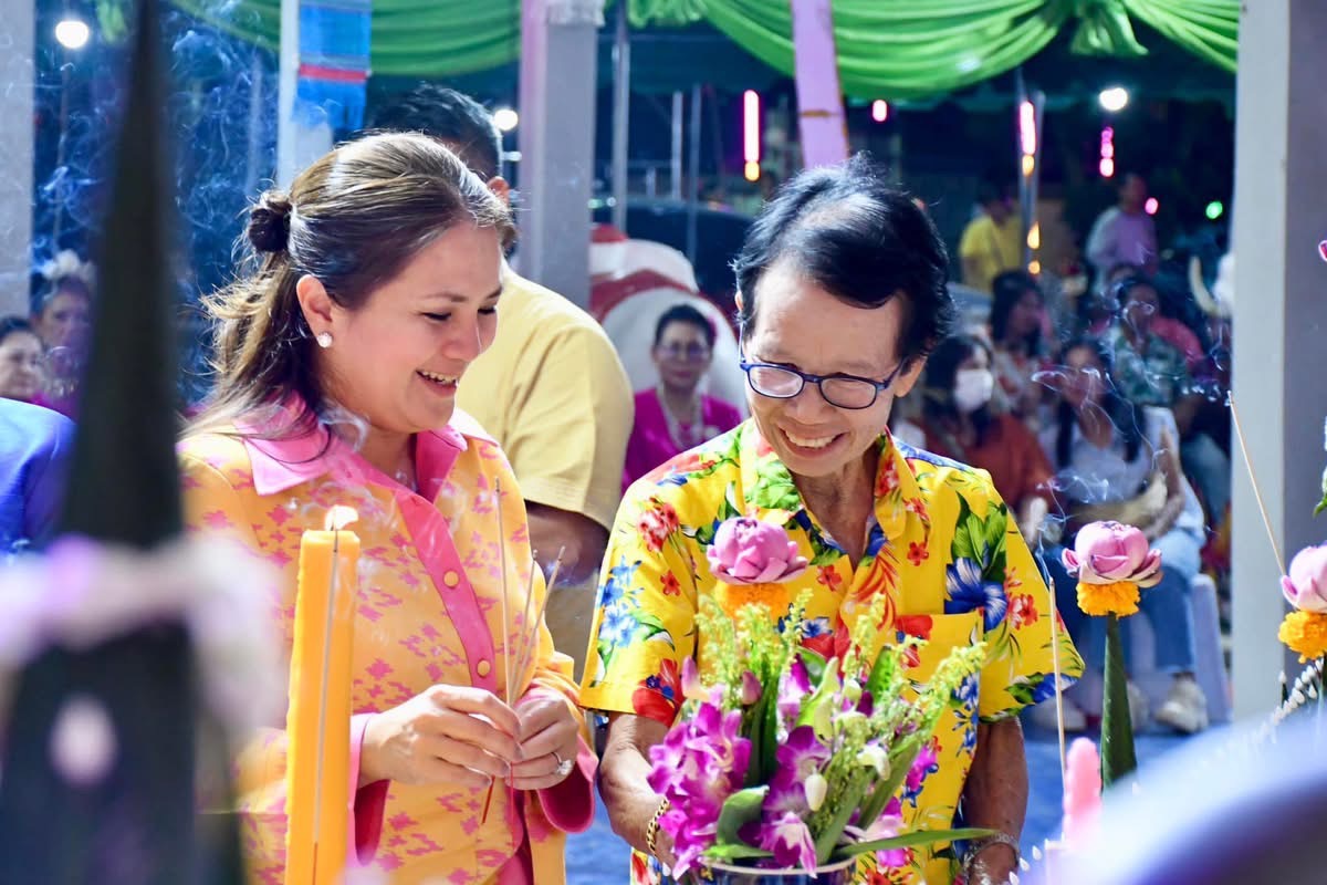 นายก อบจ.ตาก เป็นประธานเปิดโครงการร่วมสืบสานประเพณีสรงน้ำศาลหลักเมืองตาก ประจำปีงบประมาณ พ.ศ.2568