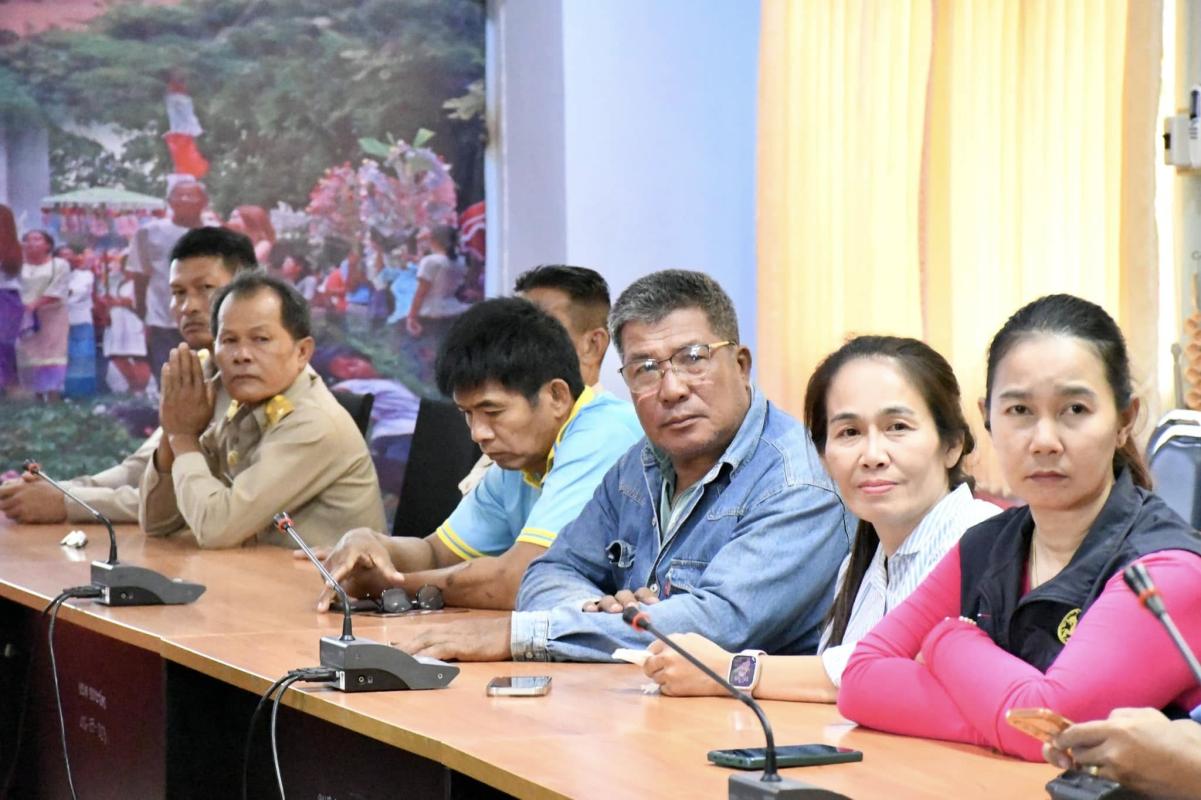 นายก อบจ.ตาก (นายกจอย) ประชุมร่วมกับ อบต.ยกกระบัตร พร้อมลงพื้นที่ติดตามโครงการ เสริมคันคลองป้องกันน้ำล้น และโครงการเสริมแนวคันดินกั้นน้ำวัง ในพื้นที่ ต.ยกกระบัตร อ.สามเงา