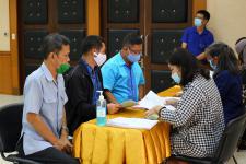 ส่งมอบเงินสนับสนุนโครงการปรับสภาพแวดล้อมและที่อยู่อาศัยสำหรับคนพิการที่ยากไร้ และมีความจำเป็นเร่งด่วนที่ต้องได้รับการพื้นฟูสมรรถภาพ ประจำปีงบประมาณ พ.ศ. 2563 