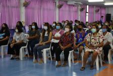 พิธีมอบสื่อการเรียนการสอน ประจำปีงบประมาณ พ.ศ. 2563 ให้แก่สำนักงานเทศบาลเมืองตาก
