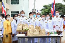 พิธีทำบุญตักบาตรพระสงฆ์ จำนวน 89 รูป ถวายเป็นพระราชกุศล เนื่องในวันคล้ายวันสวรรคต พระบาทสมเด็จพระบรมชนกาธิเบศร มหาภูมิพลอดุลยเดชมหาราช บรมนาถบพิตร 