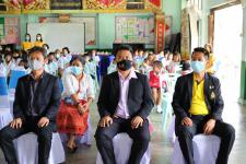 พิธีมอบสื่อการเรียนการสอน ประจำปีงบประมาณ พ.ศ. 2563 ณ โรงเรียนบ้านลานสาง