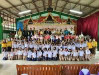 พิธีมอบสื่อการเรียนการสอน ประจำปีงบประมาณ พ.ศ. 2563 ณ โรงเรียนบ้านลานสาง