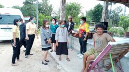 คณะอนุกรรมการด้านการประเมินผลกองทุนฟื้นสมรรถภาพจังหวัดตากลงพื้นที่ติดตามและประเมินประเมินผลการขอรับเงินสนับสนุนโครงการปรับสภาพแวดล้อมที่อยู่อาศัยสำหรับคนพิการที่ยากไร้และมีความจำเป็นต้องได้รับการฟื้นฟูสมรรถภาพ