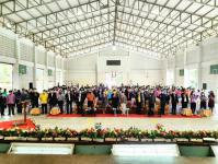 พิธีมอบสื่อการเรียนการสอน ประจำปีงบประมาณ พ.ศ. 2563 ให้แก่กลุ่มโรงเรียนอำเภอพบพระ และสำนักงานเทศบาลตำบลพบพระที่มีสถานศึกษาในสังกัด จำนวน 25 หน่วยงาน