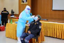 นายก อบจ.ตาก จัดโครงการตรวจคัดกรองด้วยชุดตรวจ Antigen Test Kit (ATK) ของบุคลากรองค์การบริหารส่วนจังหวัดตาก