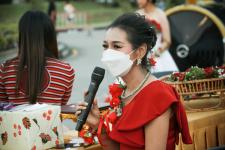ภาพบรรยากาศพิธีเปิดโครงการกิจกรรมส่งเสริมการท่องเที่ยวจังหวัดตาก ประจำปีงบประมาณ พ.ศ. 2565 Tak Tourism Festival 2022 “ เที่ยวตากแสนสุขใจ ชมสวน ฟังเสียง เพลินแสง รับลมหนาว 9 อำเภอ ”