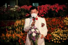 ภาพบรรยากาศพิธีเปิดโครงการกิจกรรมส่งเสริมการท่องเที่ยวจังหวัดตาก ประจำปีงบประมาณ พ.ศ. 2565 Tak Tourism Festival 2022 “ เที่ยวตากแสนสุขใจ ชมสวน ฟังเสียง เพลินแสง รับลมหนาว 9 อำเภอ ”
