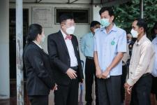 นายกองค์การบริหารส่วนจังหวัดตาก พร้อมด้วย คณะผู้บริหารและเจ้าหน้าที่ องค์การบริหารส่วนจังหวัดตาก ลงพื้นที่ตรวจเยี่ยมและให้กำลังใจเจ้าหน้าที่ผู้ปฏิบัติงาน ตามแผนการตรวจเยี่ยมพื้นที่ สถานีอนามัยเฉลิมพระเกียรติฯ และโรงพยาบาลส่งเสริมสุขภาพตำบล