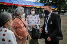 เข้าร่วมพิธีวางพวงมาลาเนื่องในวันคล้ายวันเกิดของ จอมพล ถนอม กิตติขจร