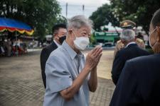 เข้าร่วมพิธีวางพวงมาลาเนื่องในวันคล้ายวันเกิดของ จอมพล ถนอม กิตติขจร