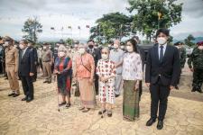 เข้าร่วมพิธีวางพวงมาลาเนื่องในวันคล้ายวันเกิดของ จอมพล ถนอม กิตติขจร
