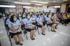 นายกองค์การบริหารส่วนจังหวัดตาก ร่วมเป็นเกียรติ และให้การกล่าวต้อนรับ ในพิธีเปิดโครงการคัดกรองมะเร็งเต้านม โดยเครื่องเอกซเรย์เต้านมเคลื่อนที่ (Mammogram) ในสตรีกลุ่มเสี่ยงและด้อยโอกาส