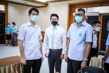 นายกองค์การบริหารส่วนจังหวัดตาก เป็นประธานเปิดการประชุมร่วม เพื่อเตรียมการถ่ายโอนภารกิจให้กับองค์การบริหารส่วนจังหวัด ของสถานีอนามัยเฉลิมพระเกียรติและโรงพยาบาลส่งเสริมสุขภาพตำบล 18 แห่ง