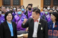 นายกองค์การบริหารส่วนจังหวัดตาก เป็นประธานเปิดโครงการฝึกอบรมให้ความรู้การดูแลสุขภาพและการออกกำลังกาย