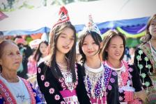 รองนายกองค์การบริหารส่วนจังหวัดตาก เป็นประธานเปิดงานประเพณีปีใหม่ม้งอำเภอวังเจ้า ประจำปีงบประมาณ พ.ศ. 2567 ณ บ้านวังตำลึง หมู่ที่ 5 ตำบลนาโบสถ์ อำเภอวังเจ้า จังหวัดตาก
