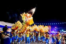 ภาพบรรยากาศ ขบวนเทิดพระเกียรติสมเด็จพระเจ้าตากสินมหาราช 