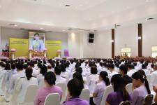 อบจ.ตาก เข้าร่วมกิจกรรมทำบุญตักบาตรถวายพระราชกุศล เฉลิมพระเกียรติสมเด็จพระนางเจ้าสุทิดา พัชรสุราพิมลลักษณ พระบรมราชินี