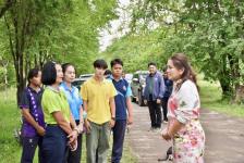 นายกจอย (นายก อบจ.ตาก) สนับสนุนเครื่องจักรกล พร้อมน้ำมันเชื้อเพลิง งบประมาณ 10,000 บาท ขุดลอกสระน้ำ ให้กับโรงเรียนวังหินกิตติวิทยาคม 