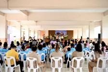 อบจ.ตาก มอบสื่อการเรียนการสอนงบประมาณ 230,000 บาท ให้โรงเรียนบ้านท่าอาจ 