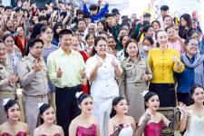 อบจ.ตาก สนับสนุนสื่อการเรียนการสอนแก่โรงเรียนแม่ปะวิทยาคม งบประมาณ 400,000 บาท